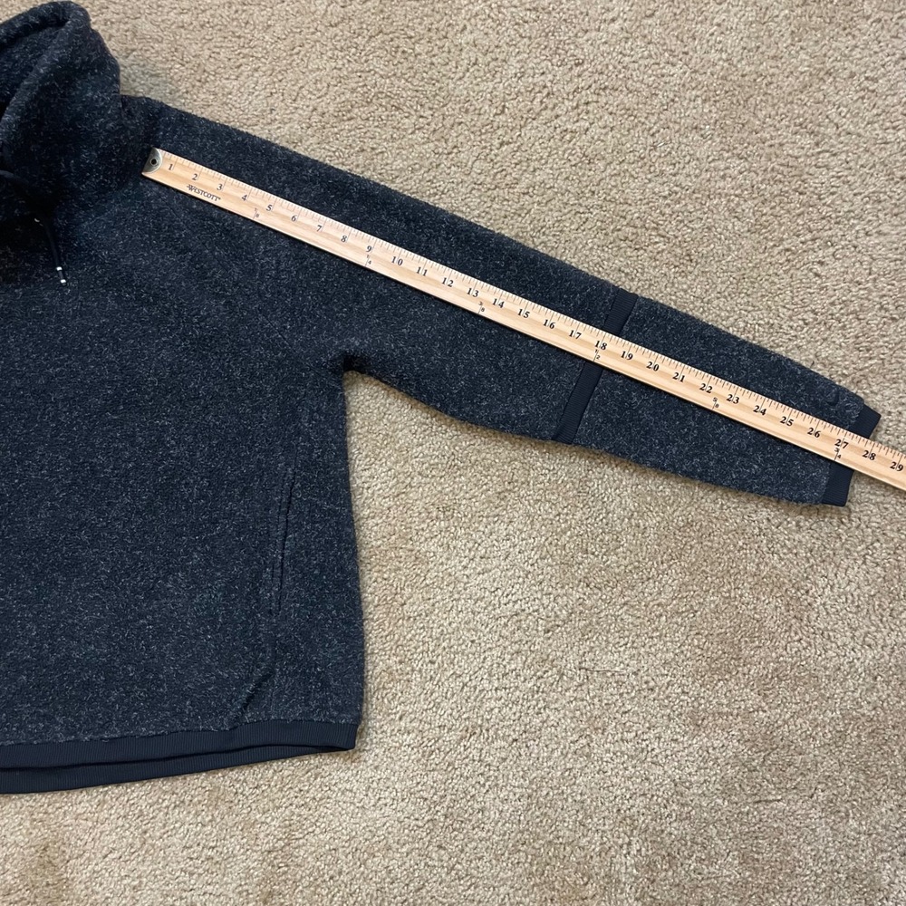 Nike Women's Size Small Black Speckled Fleece Mock Neck Pullover Sweatshirt - Picture 7 of 8
